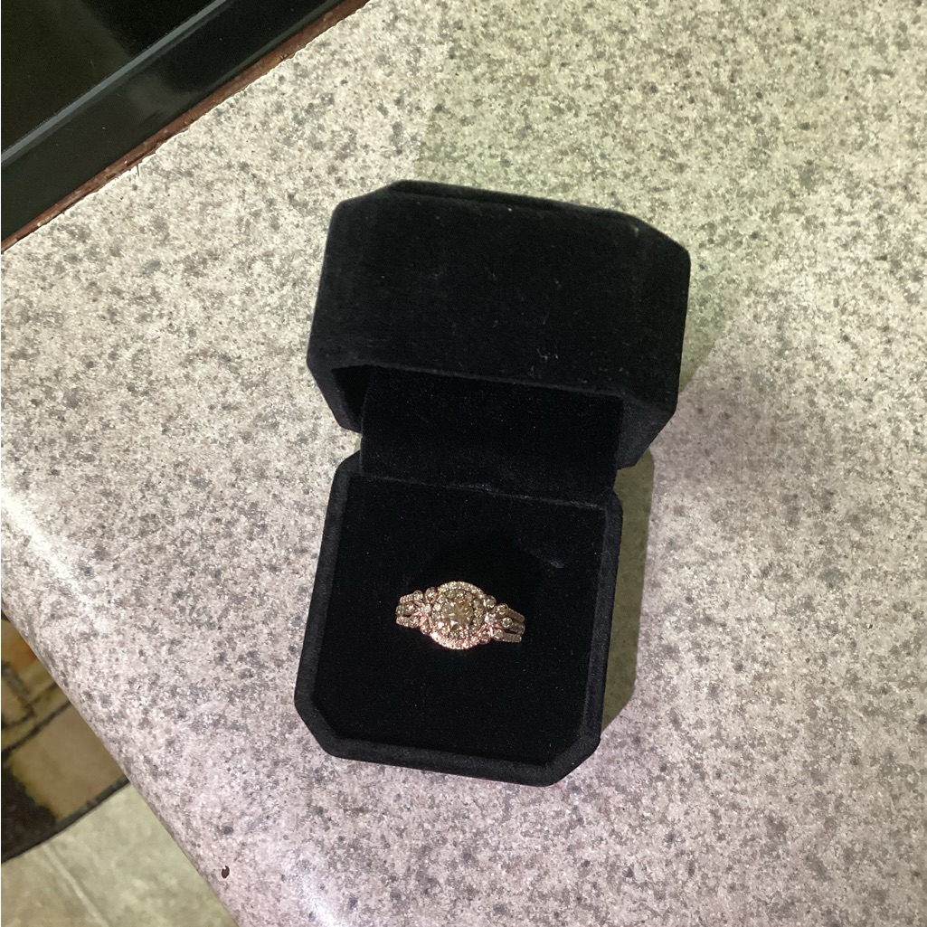 14 Kt Rose Gold Champagne Diamond Ring